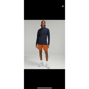 Lululemon Metal Vent Tech Midweight Half Zip Size XL (Mineral Blue / True Navy)